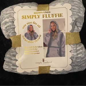 Simply Southern Heather Gray Sherpa Lined Wearable Throw